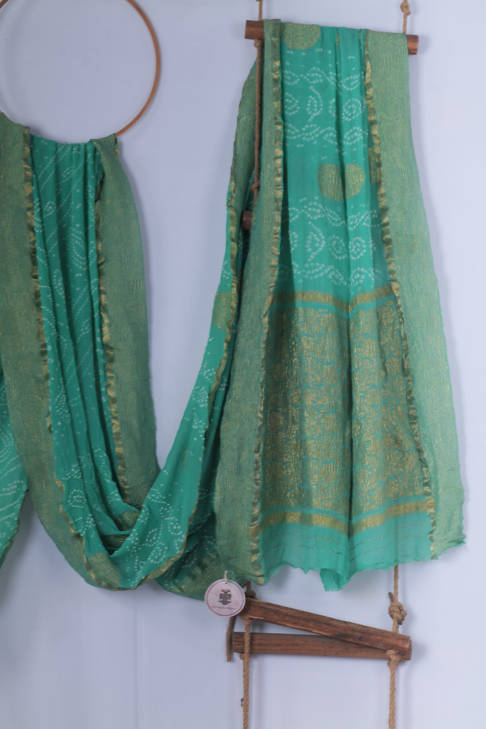 Banaras georgette saree with Bandhani work - Image 2