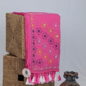 Threads that tell stories—delicate Kantha on breezy mul, woven with heritage and grace.