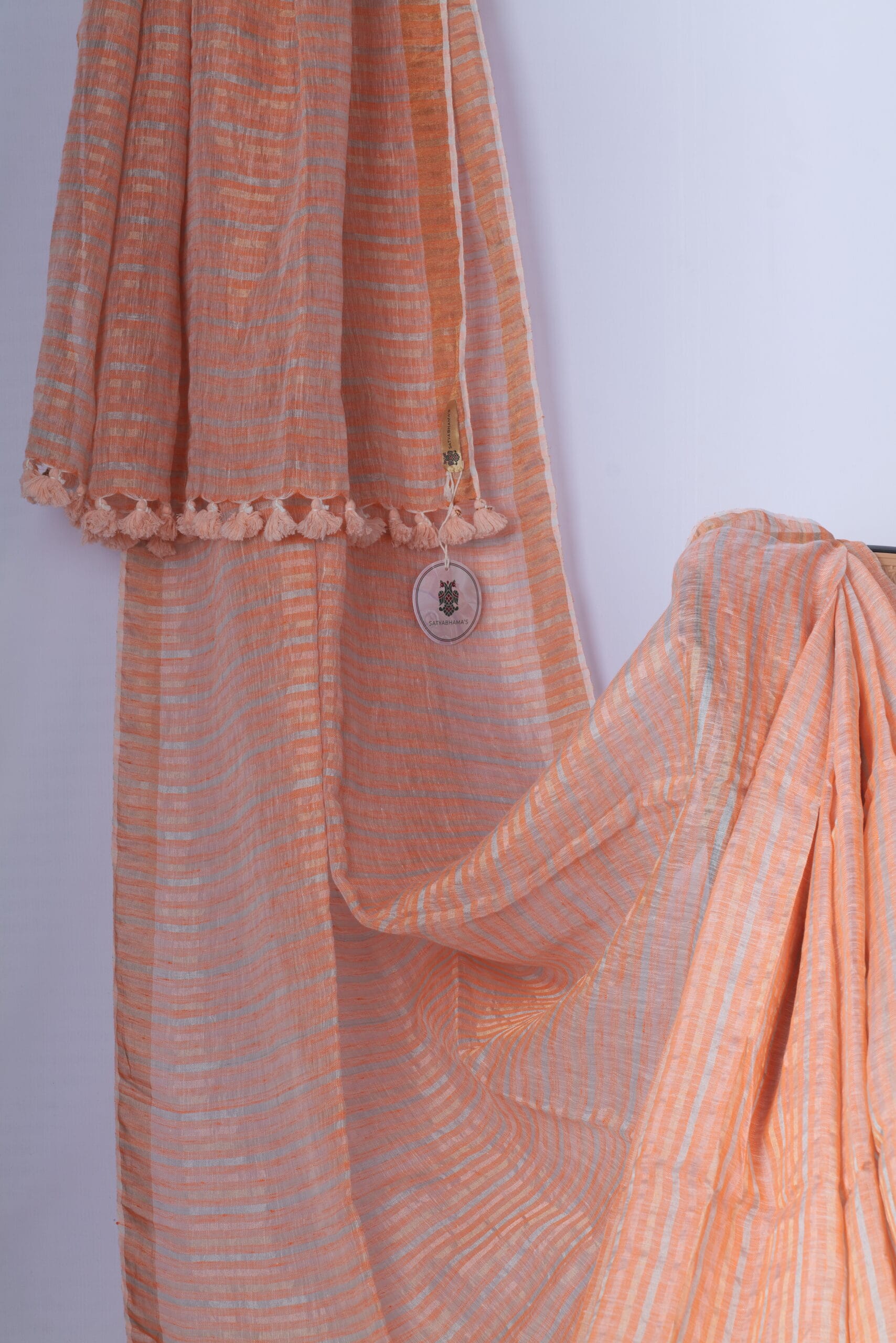 multi zari stripes linen saree - Image 2